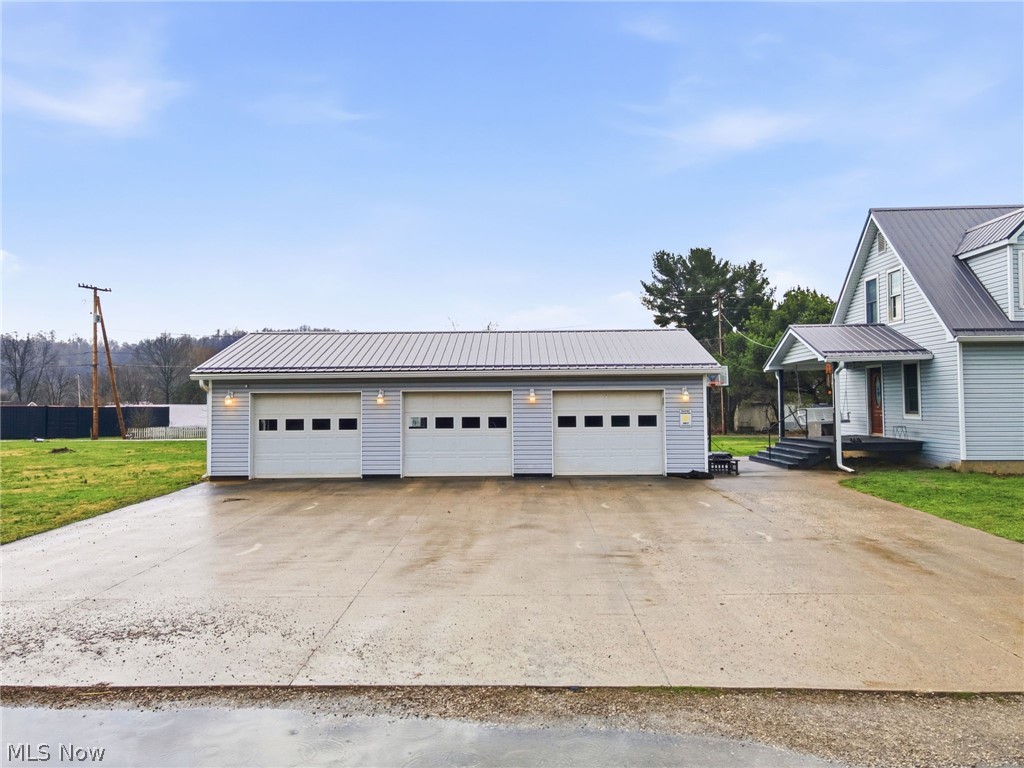 512 North Street Duncan Falls OH 43734