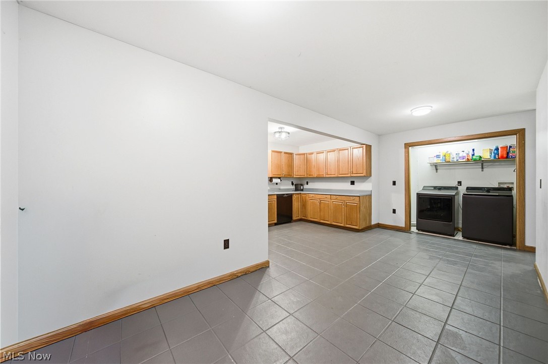 512 North Street Duncan Falls OH 43734