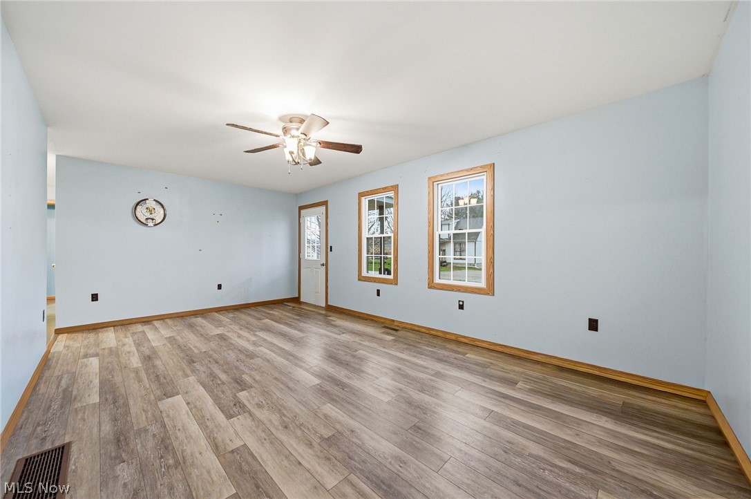 512 North Street Duncan Falls OH 43734