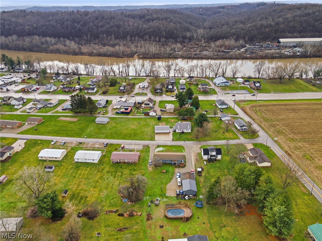 512 North Street Duncan Falls OH 43734