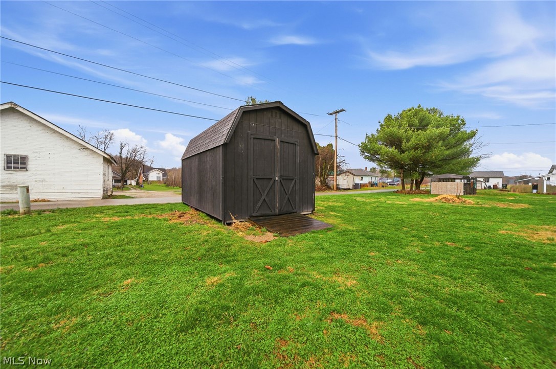 512 North Street Duncan Falls OH 43734
