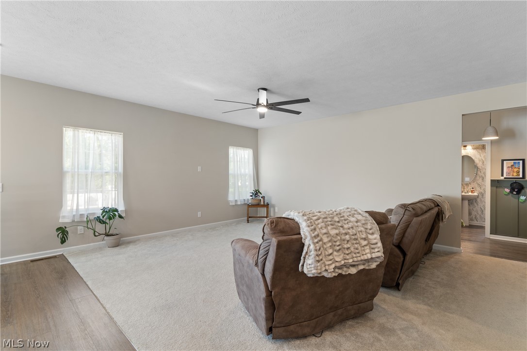2262 Monaco Street NW Uniontown OH 44685