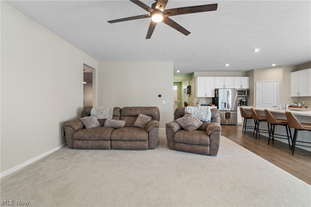 2262 Monaco Street NW Uniontown OH 44685