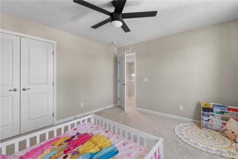 2262 Monaco Street NW Uniontown OH 44685