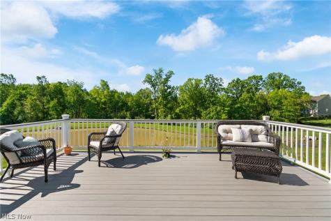 2262 Monaco Street NW Uniontown OH 44685