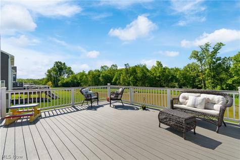2262 Monaco Street NW Uniontown OH 44685