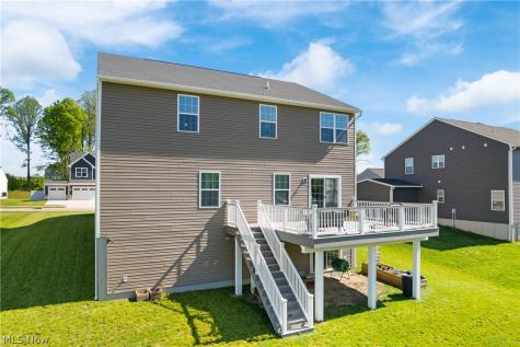 2262 Monaco Street NW Uniontown OH 44685