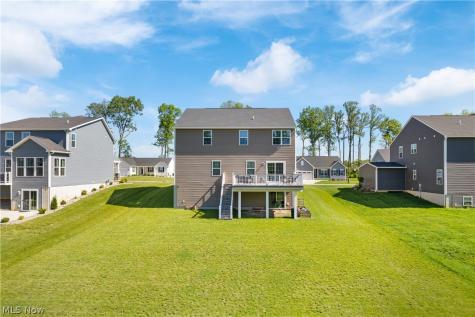2262 Monaco Street NW Uniontown OH 44685