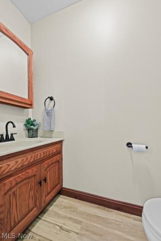 22791 Buck Road Alliance OH 44601
