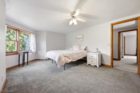 22791 Buck Road Alliance OH 44601