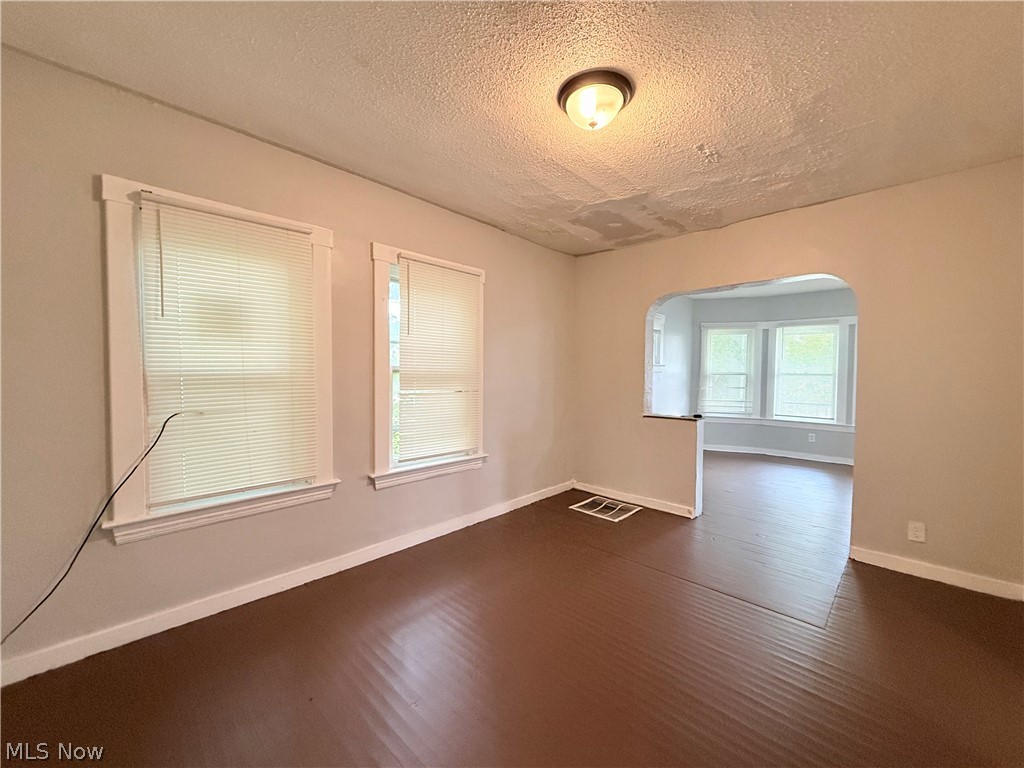 14910 Elm Avenue East Cleveland OH 44112