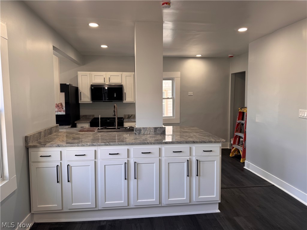 13820 S Parkway Drive Garfield Heights OH 44105