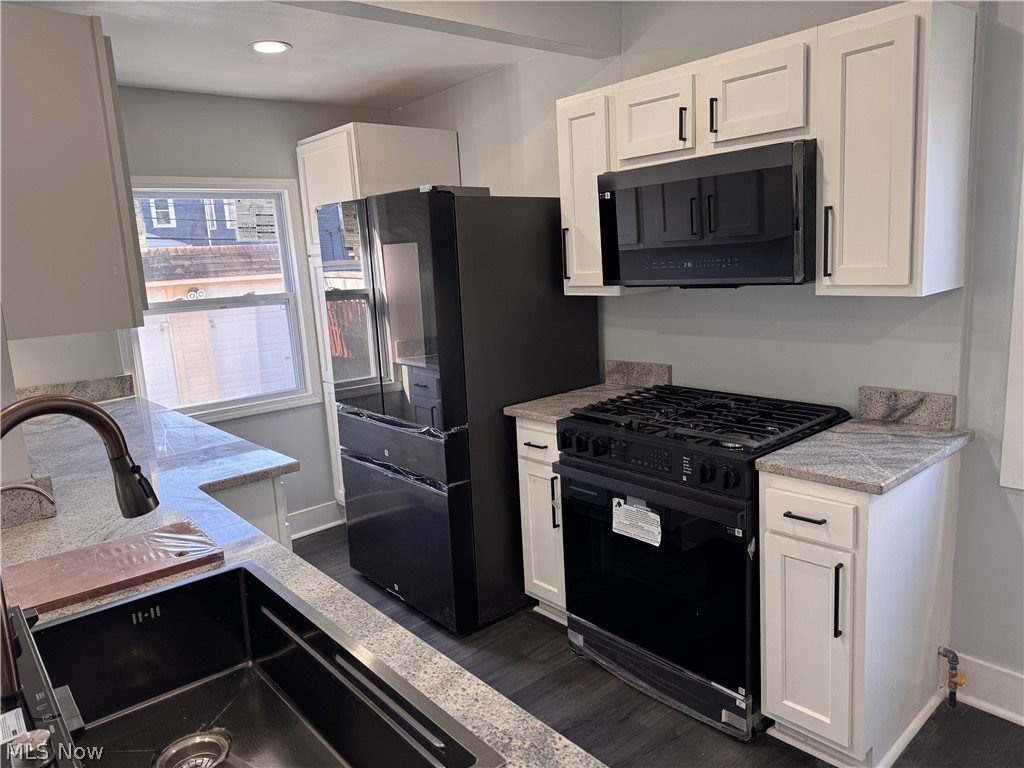 13820 S Parkway Drive Garfield Heights OH 44105