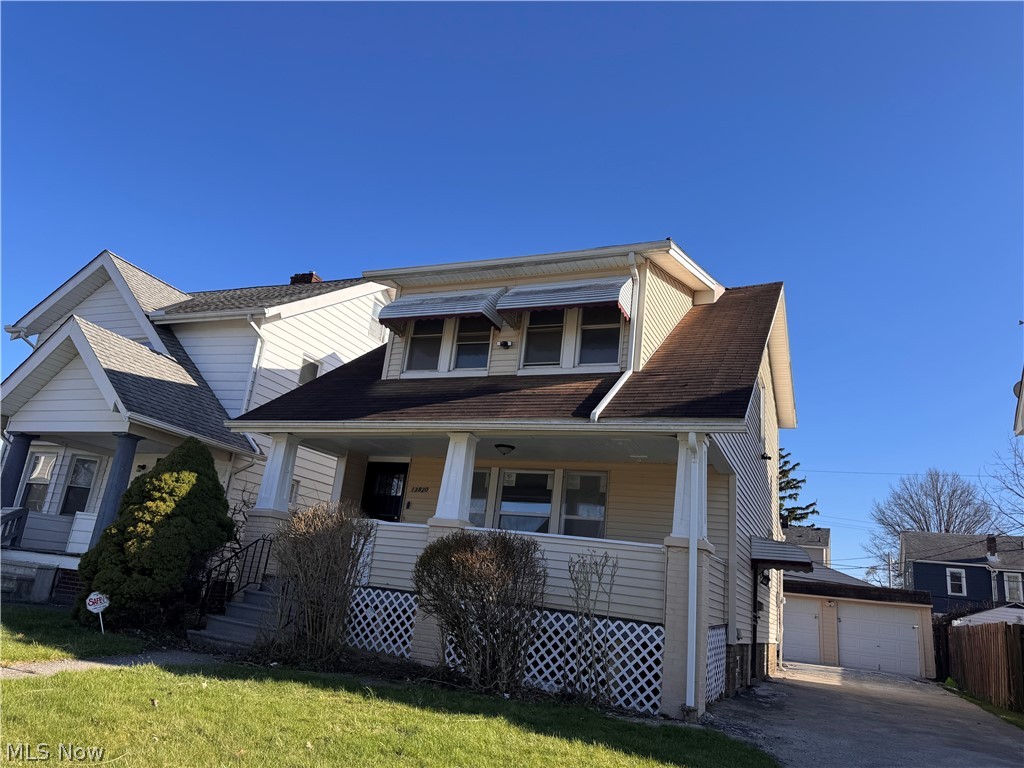 13820 S Parkway Drive Garfield Heights OH 44105