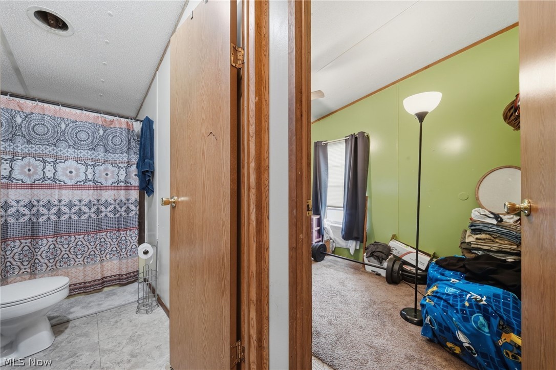 4534 Lake Road E Geneva OH 44041