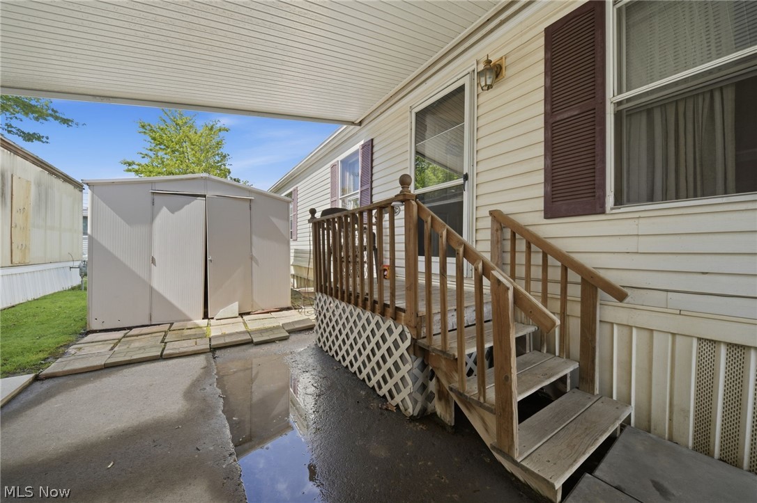 4534 Lake Road E Geneva OH 44041