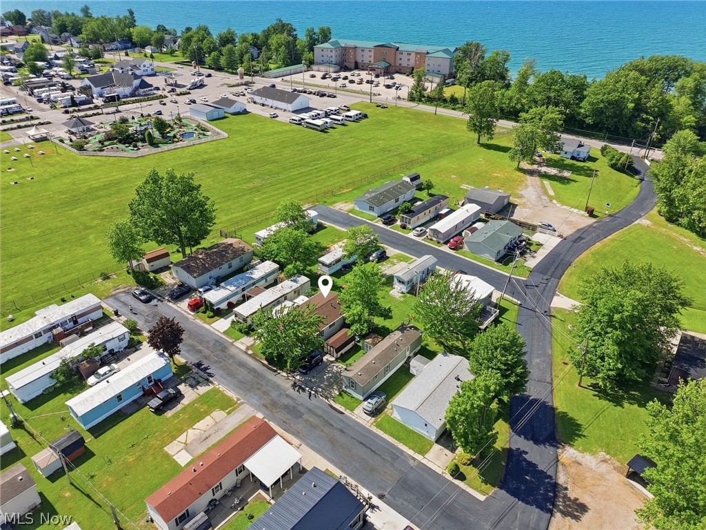 4534 Lake Road E Geneva OH 44041