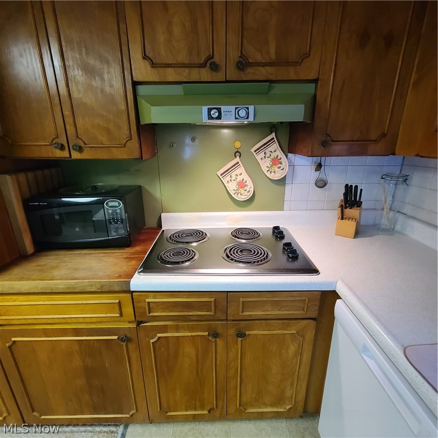 668 Dolezal Road Dillonvale OH 43917