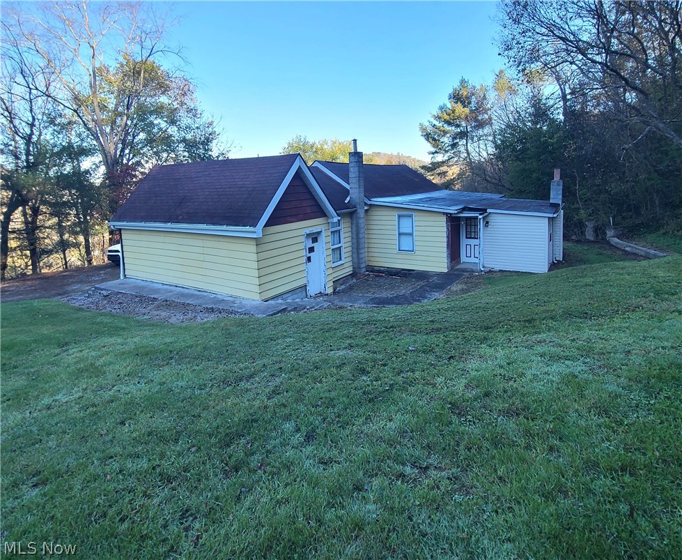 668 Dolezal Road Dillonvale OH 43917
