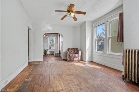 1297 W 116th Street Cleveland OH 44102