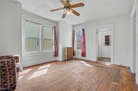 1297 W 116th Street Cleveland OH 44102