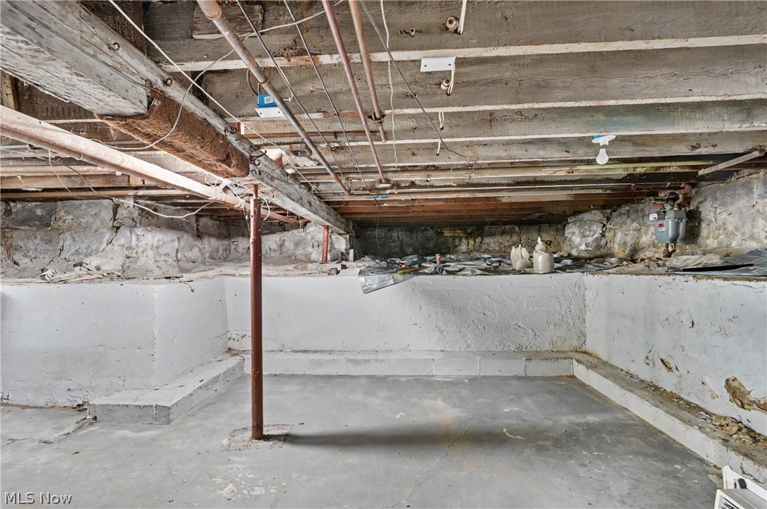 1297 W 116th Street Cleveland OH 44102