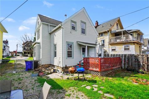 1297 W 116th Street Cleveland OH 44102