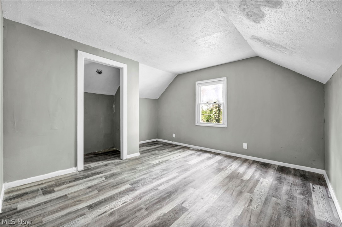 1574 East Avenue Akron OH 44314