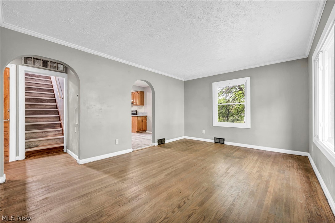 1574 East Avenue Akron OH 44314