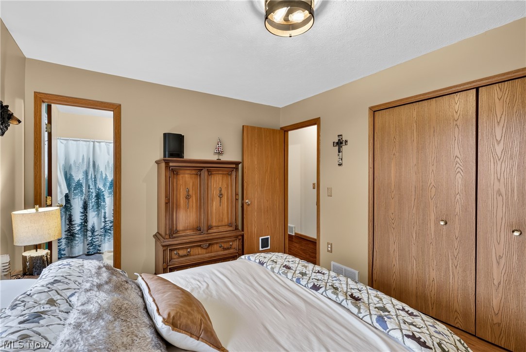 14874 Glen Valley Drive Middlefield OH 44062