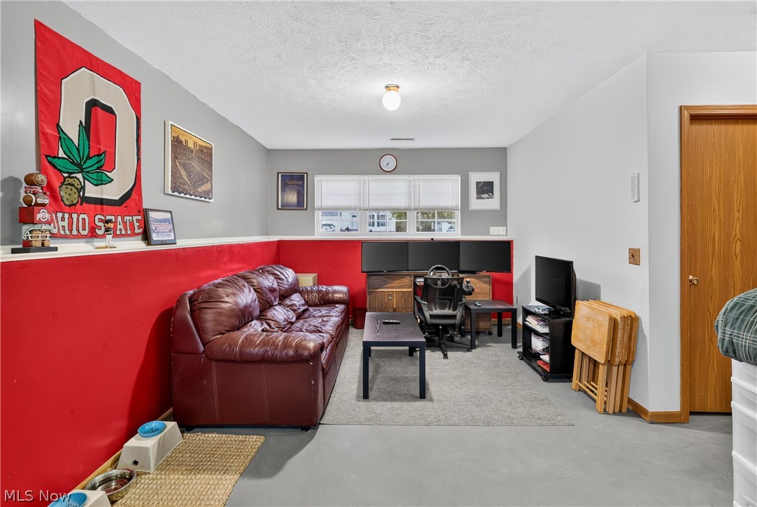 14874 Glen Valley Drive Middlefield OH 44062