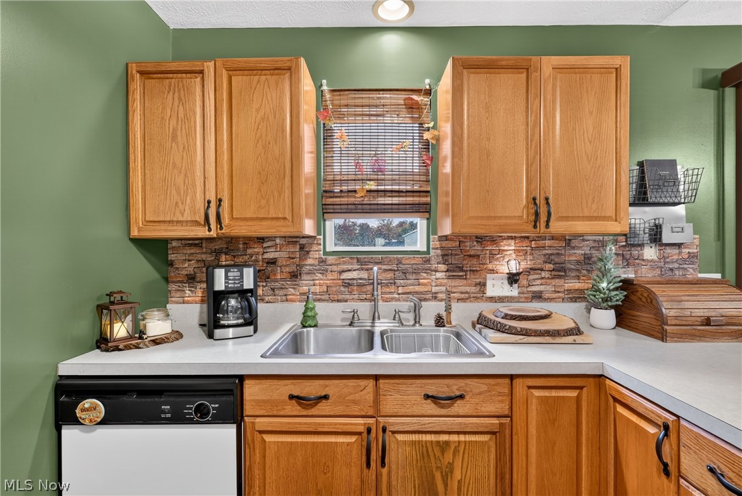 14874 Glen Valley Drive Middlefield OH 44062