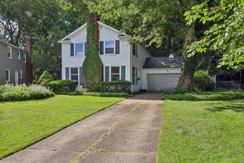 22981 Stoneybrook Drive North Olmsted OH 44070