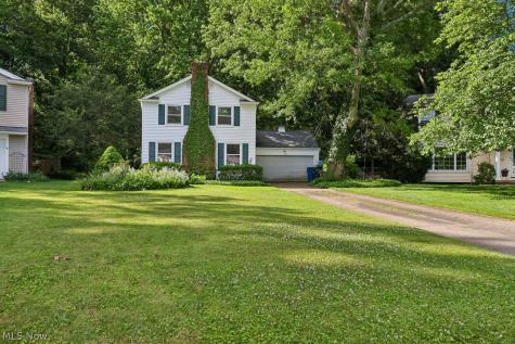 22981 Stoneybrook Drive North Olmsted OH 44070