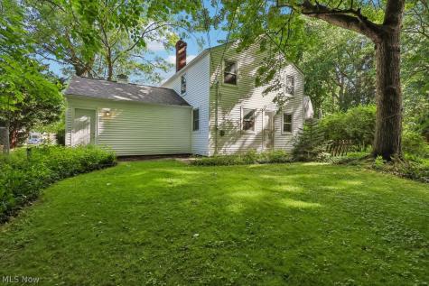 22981 Stoneybrook Drive North Olmsted OH 44070