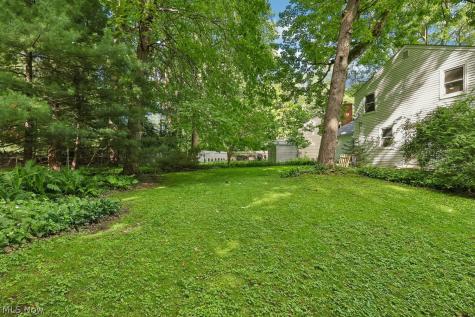 22981 Stoneybrook Drive North Olmsted OH 44070