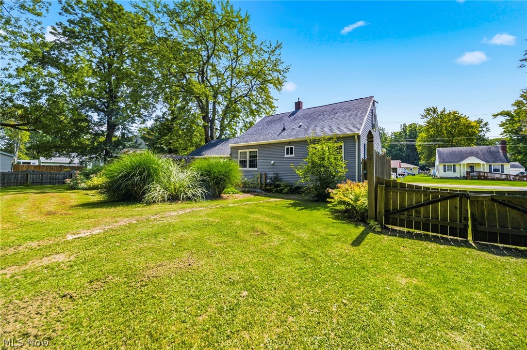 1809 W 16th Street Ashtabula OH 44004