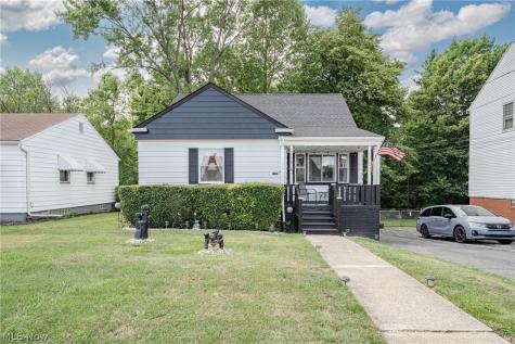 13611 Cranwood Park Boulevard Garfield Heights OH 44125