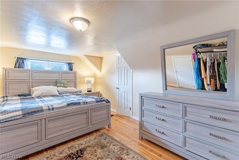 13611 Cranwood Park Boulevard Garfield Heights OH 44125