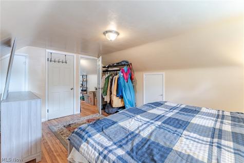 13611 Cranwood Park Boulevard Garfield Heights OH 44125