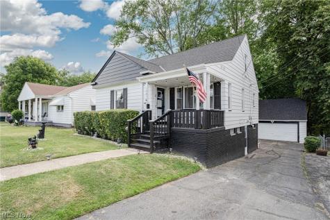 13611 Cranwood Park Boulevard Garfield Heights OH 44125