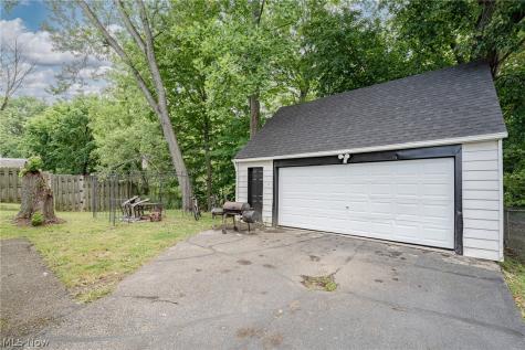 13611 Cranwood Park Boulevard Garfield Heights OH 44125