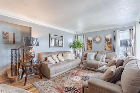 13611 Cranwood Park Boulevard Garfield Heights OH 44125