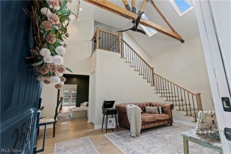 2581 W 11th Street Cleveland OH 44113