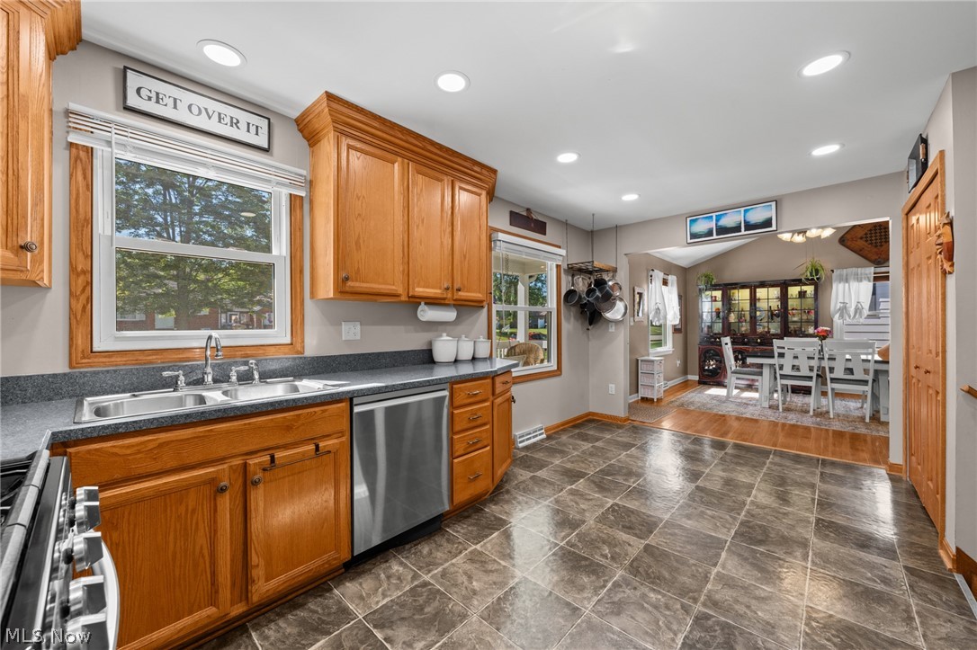 1543 12th Street Cuyahoga Falls OH 44223