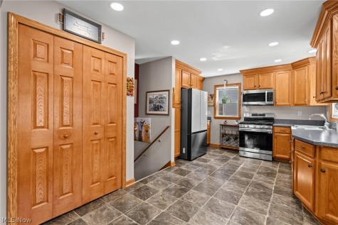 1543 12th Street Cuyahoga Falls OH 44223