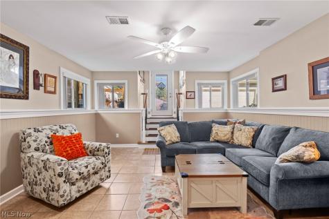 1543 12th Street Cuyahoga Falls OH 44223