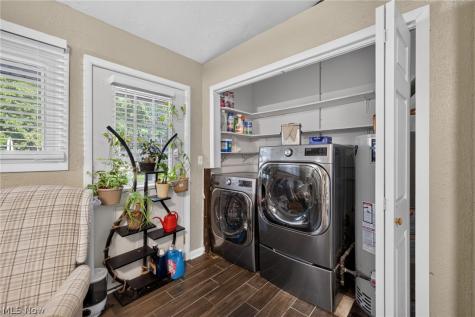6221 Cedarwood Road Mentor OH 44060