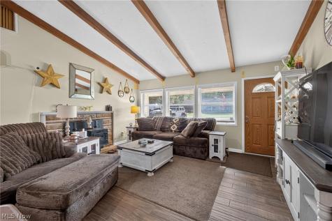 6221 Cedarwood Road Mentor OH 44060