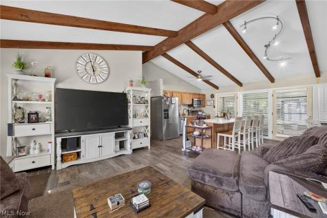 6221 Cedarwood Road Mentor OH 44060